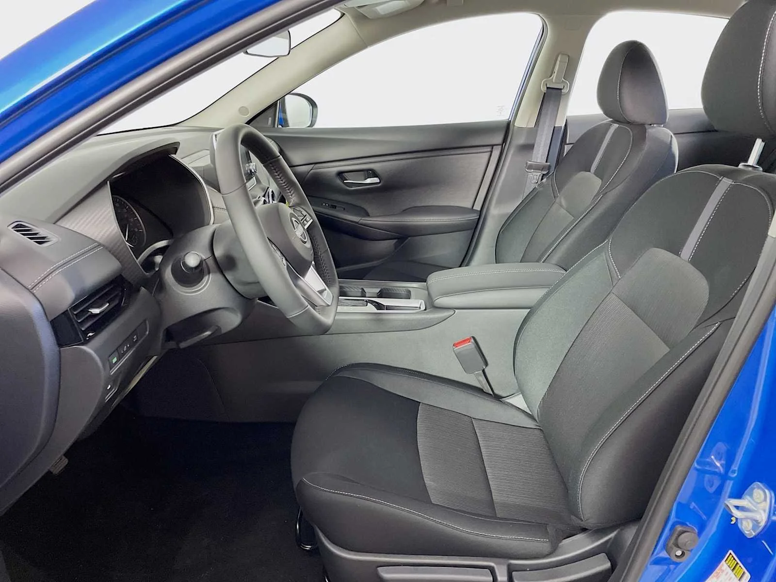 New 2025 Electric Blue Metallic Nissan SV image 3