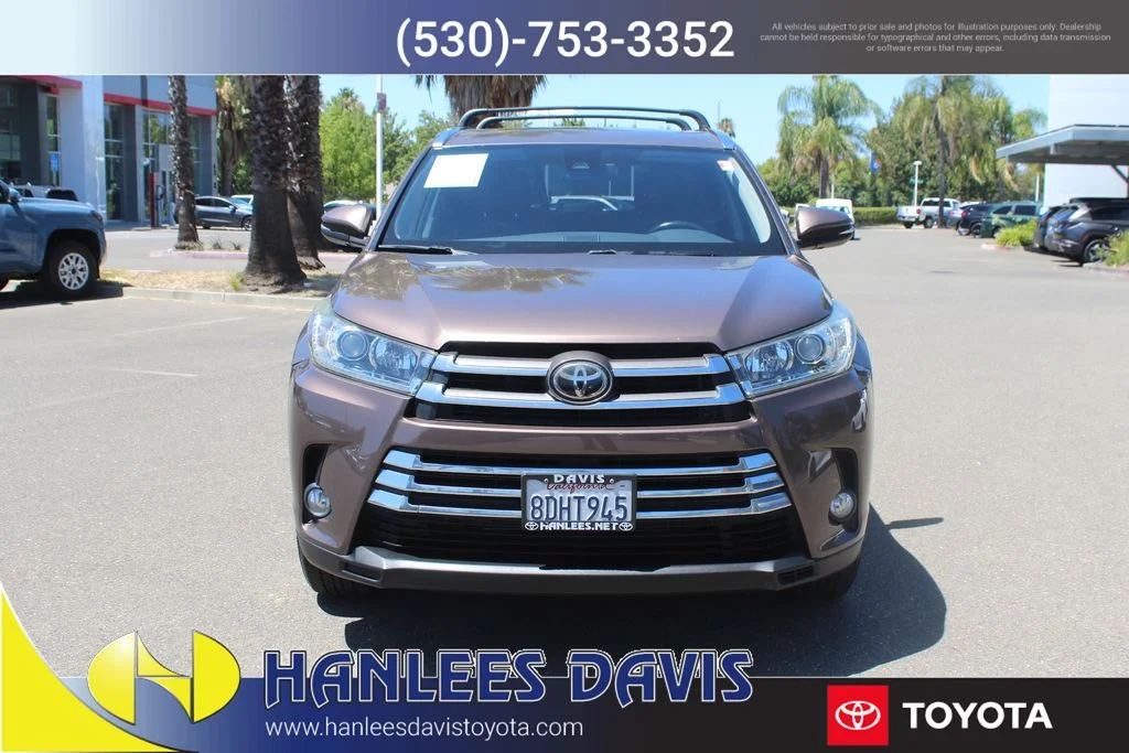 Used 2018 Brown Toyota Limited image 4