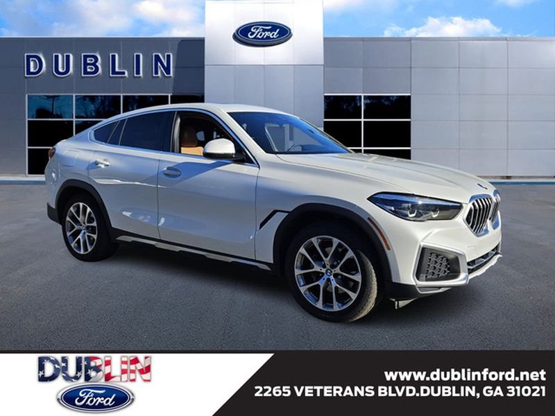 2023 BMW X6 xDrive40i's photo