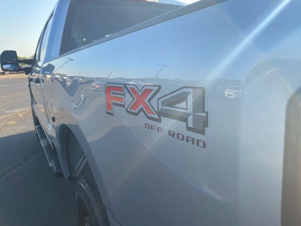 Used 2024 Silver Ford XL image 35