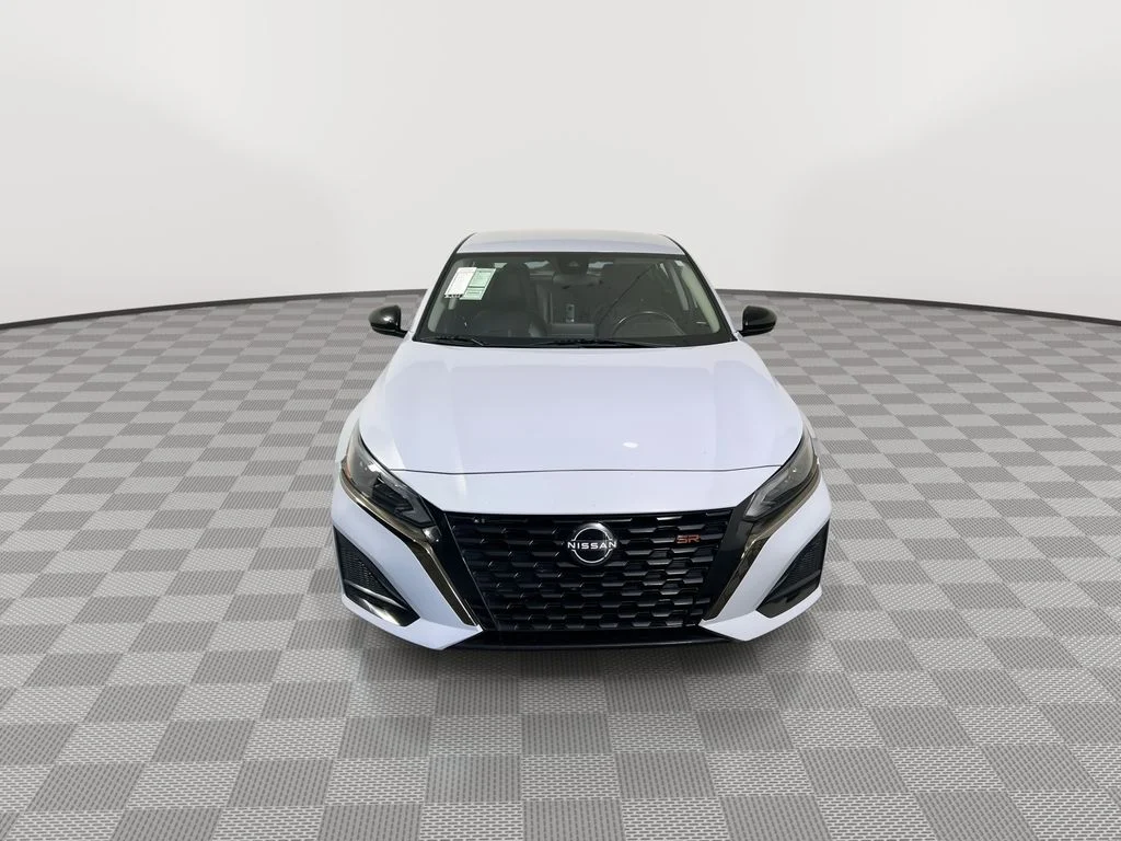 Certified Used 2025 Gray Nissan 2.5 SR image 3