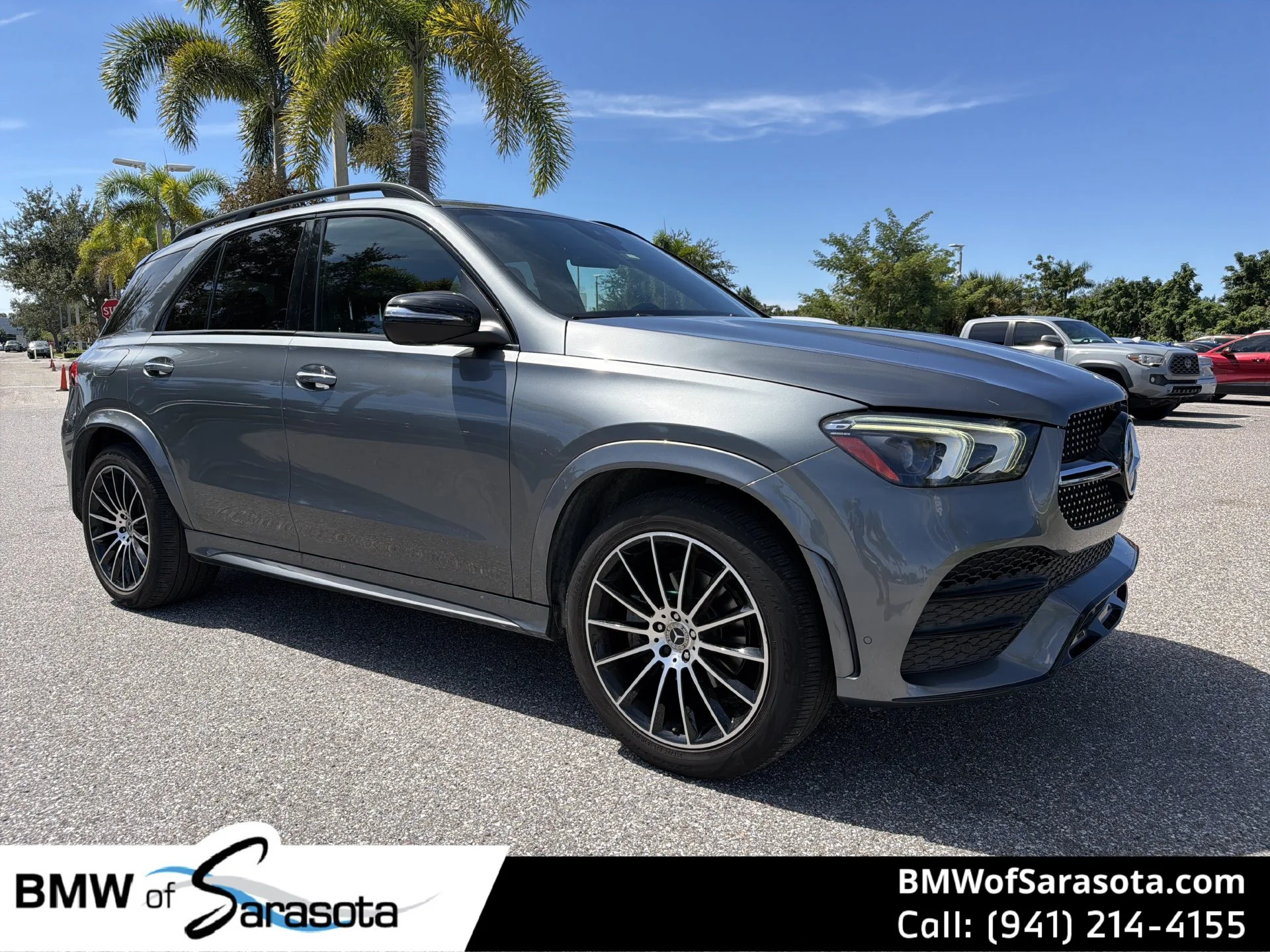 Used 2021 Gray Mercedes-Benz GLE 350 image 1