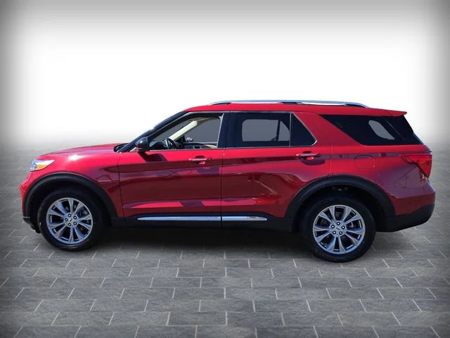 Used 2023 Red Ford Limited image 4