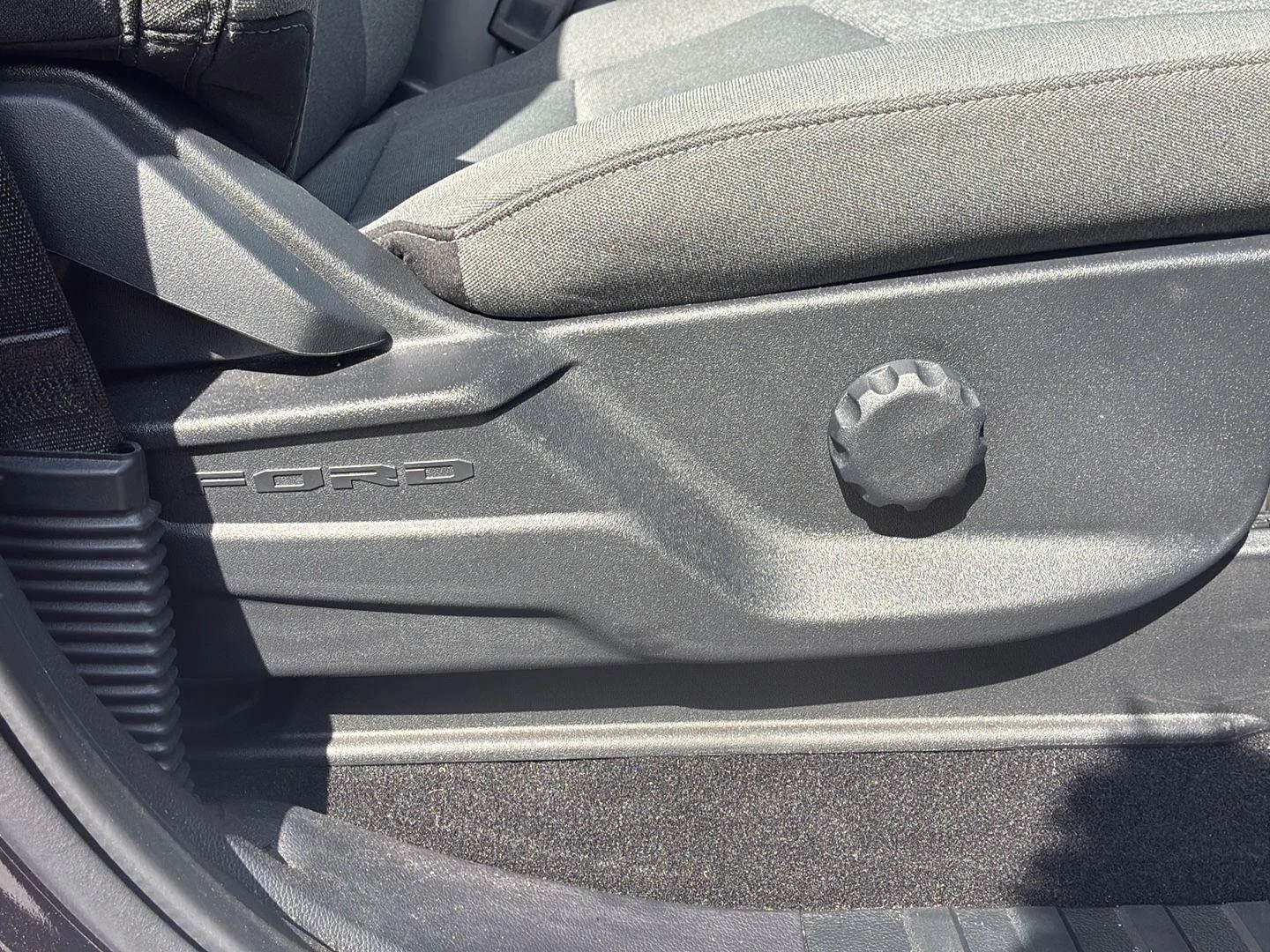 Used 2024 Agate Black Ford XLT image 10