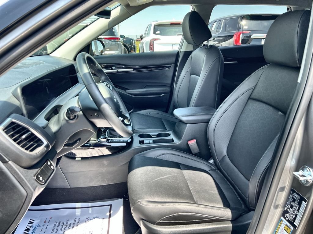 Used 2026 Gray Kia SX image 11
