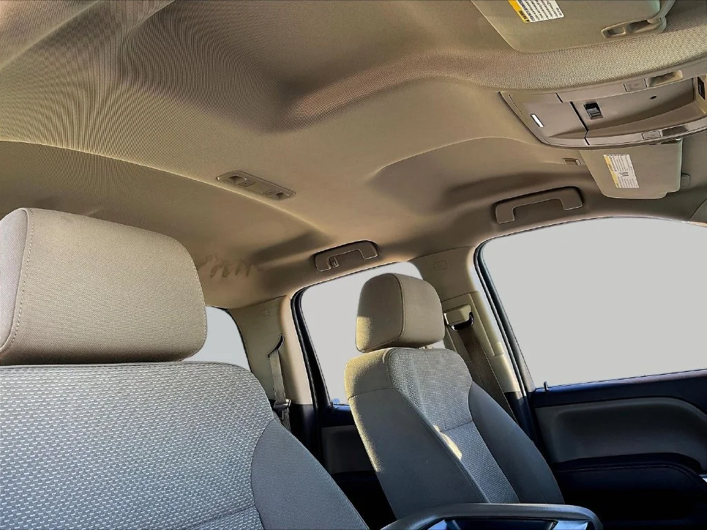 Used 2016 White Chevrolet LT image 29