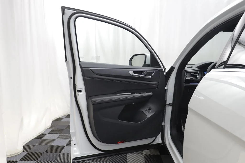 New 2026 Opal White Volkswagen SEL Premium R-Line image 5