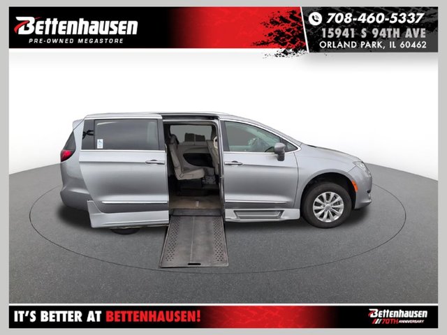 2018 Chrysler Pacifica Touring L Plus