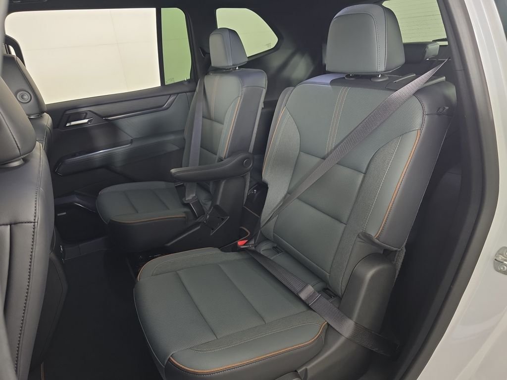 2024 GMC Acadia AT4 - Photo 18