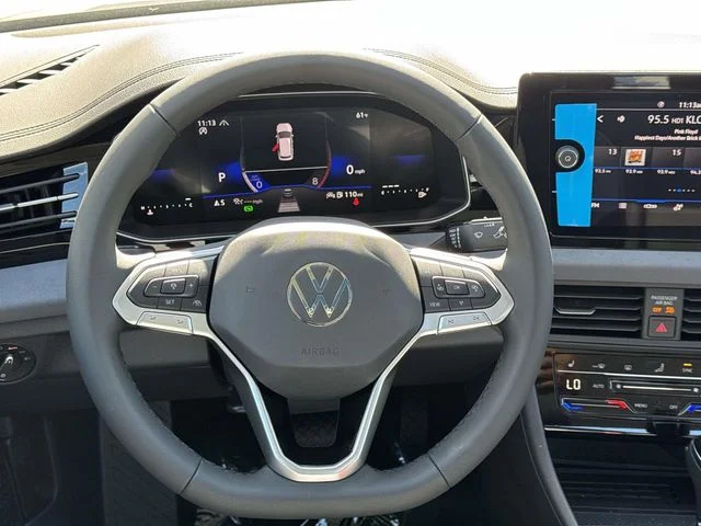 New 2026 Silver Volkswagen 1.5T SE image 8