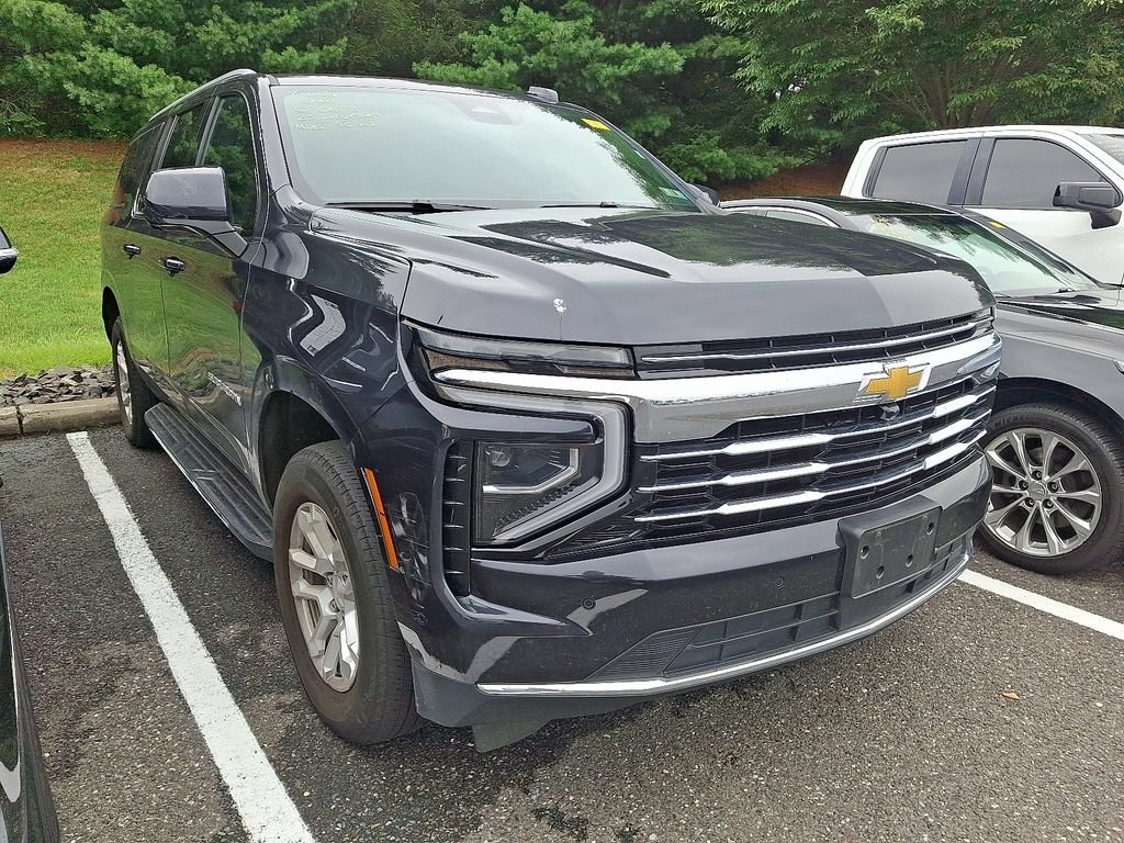 Used 2025 Dark Ash Metallic Chevrolet LT image 3