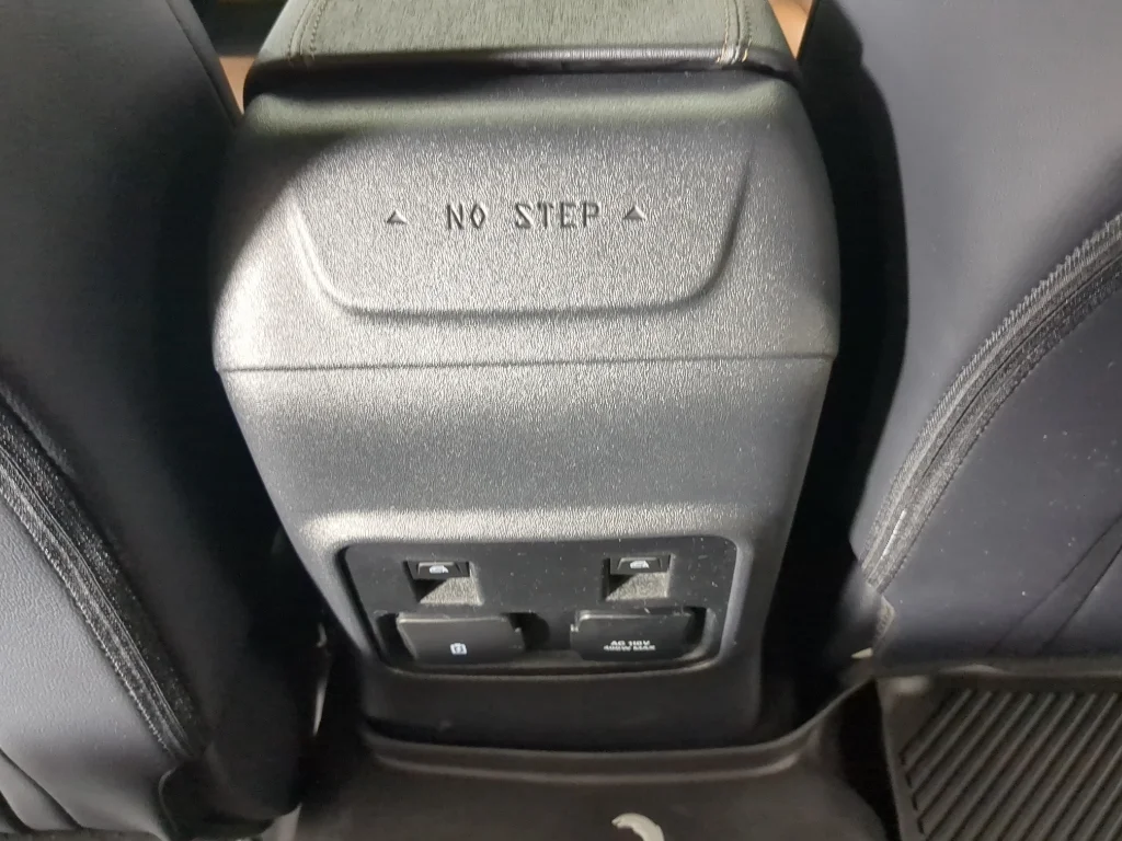 2024 Ford Bronco 4-Door Outer Banks - Photo 23