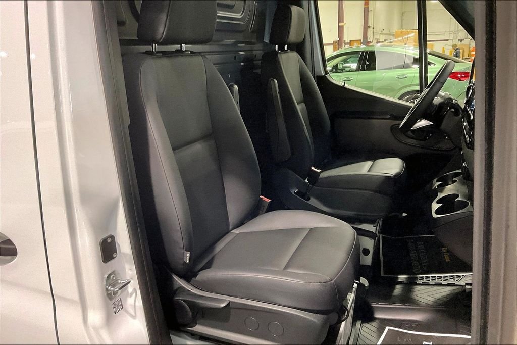 2026 Mercedes-Benz Sprinter Cargo Van Base - Photo 6