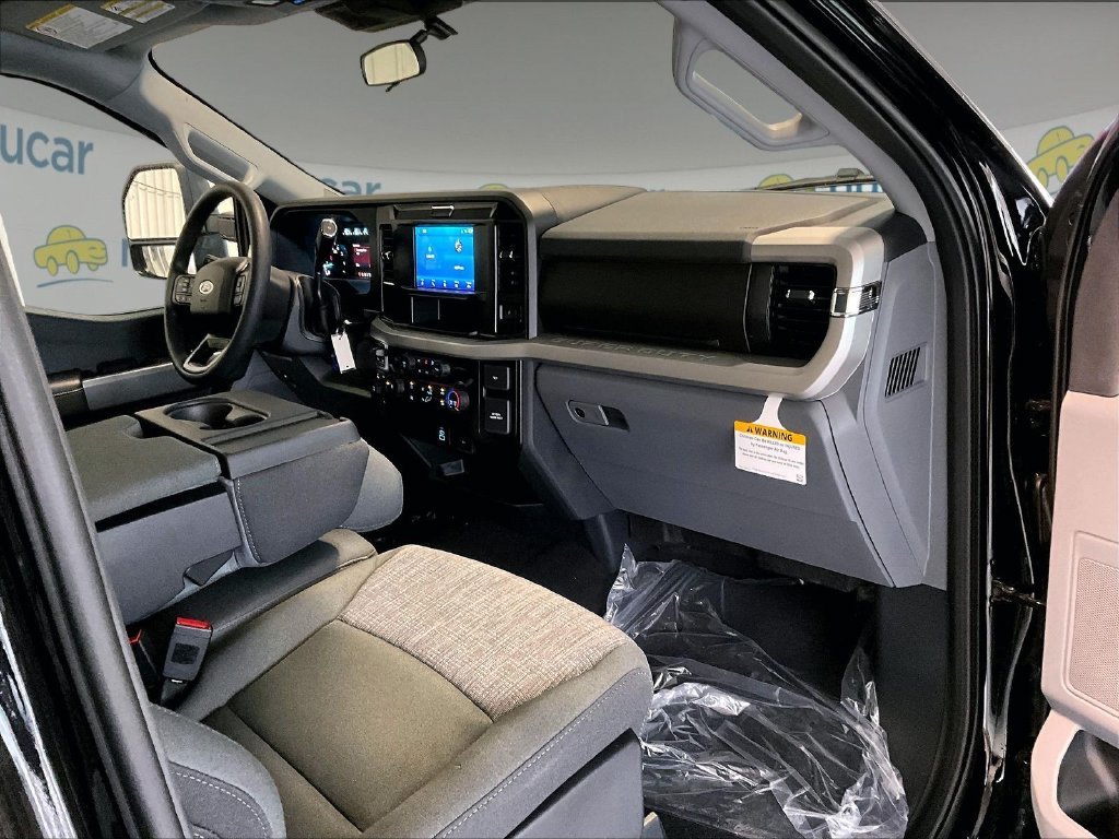 New 2026 Agate Black Metallic Ford XLT image 10
