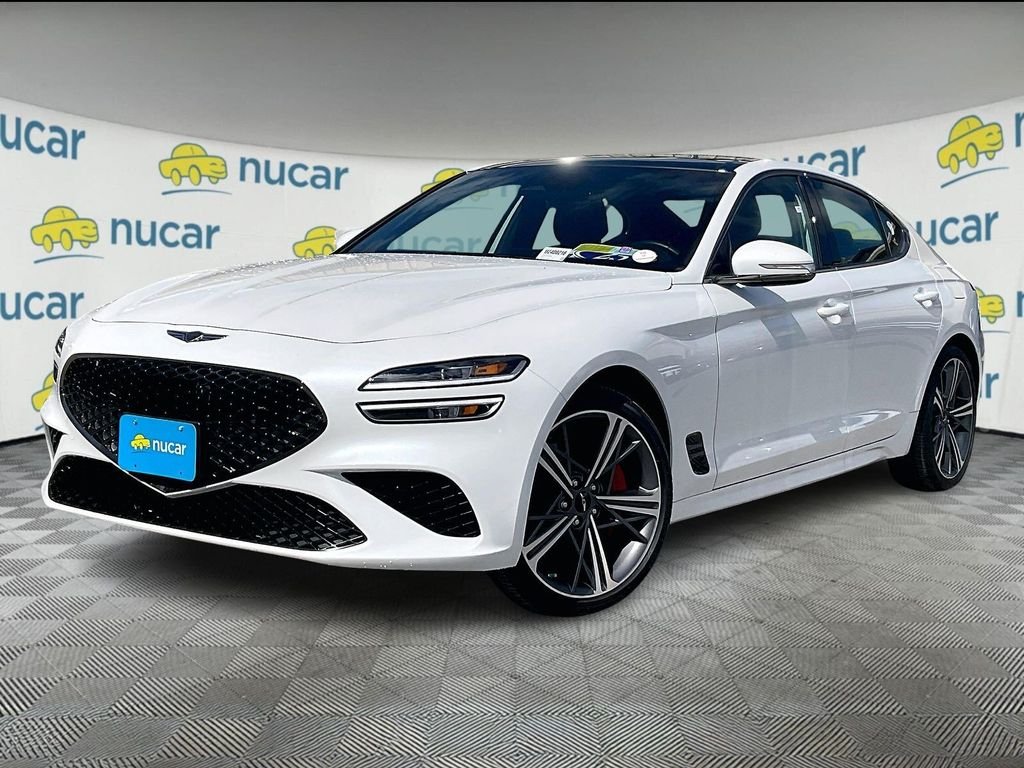 Used 2025 White Genesis 3.3T Sport Advanced image 3