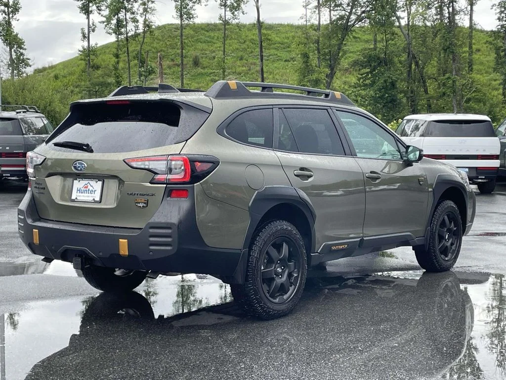 Certified Used 2025 Autumn Green Metallic Subaru Wilderness image 27