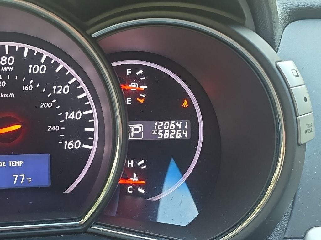 Used 2012 Gray Nissan SV image 15