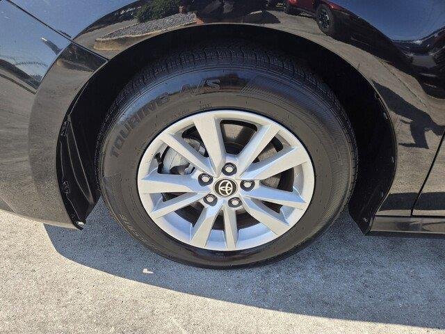 Used 2025 BLACK Toyota LE image 12