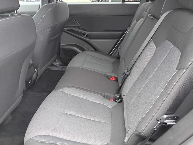 New 2026 Bright White Clear-Coat Exterior Paint Jeep Laredo image 19