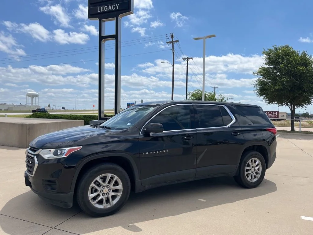 2021 Chevrolet Traverse FWD LS's photo