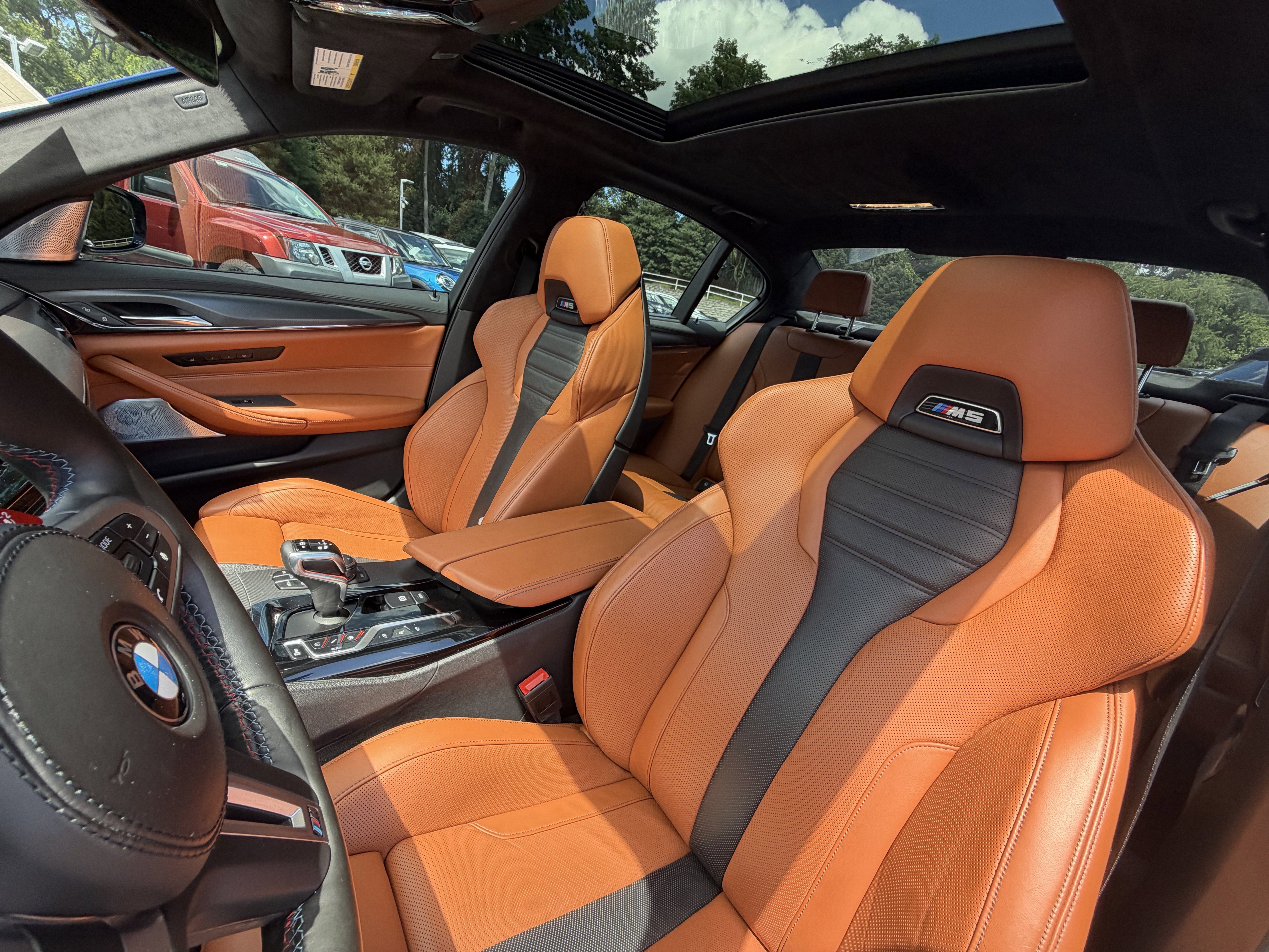 Used 2018 MARINA BAY BLUE M BMW Base image 9