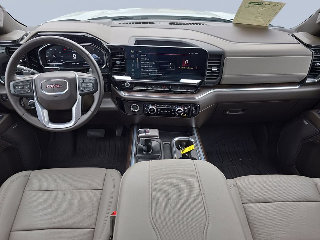 2023 GMC Sierra 1500 SLT - Photo 13