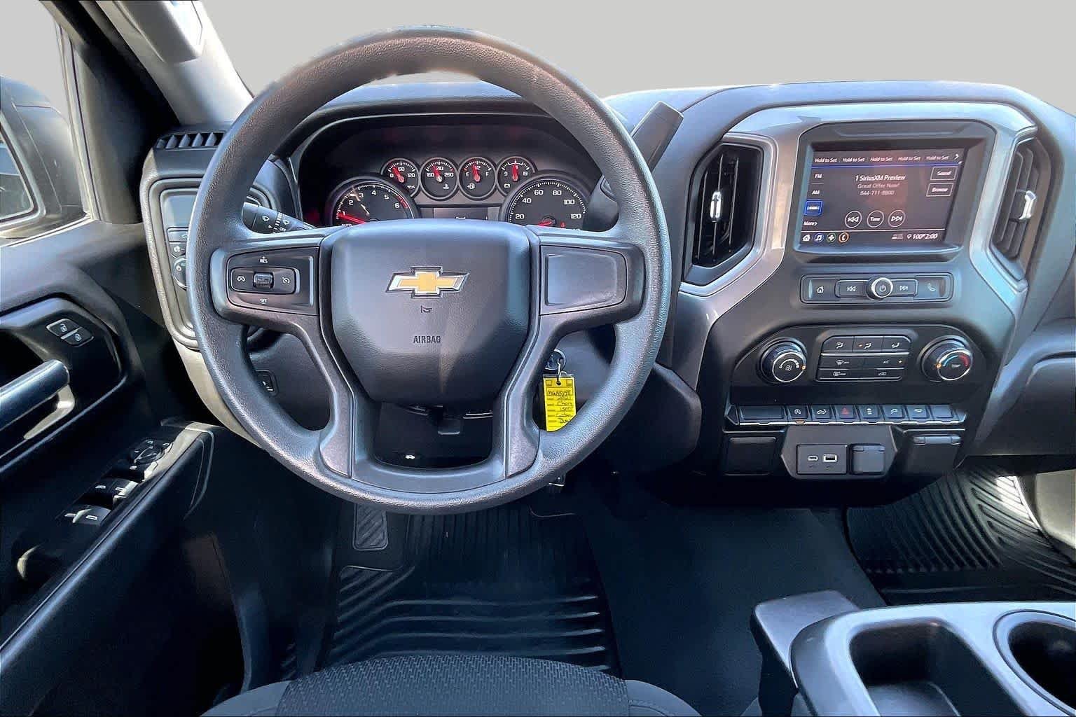 Used 2021 SHADOW GRAY METALLIC Chevrolet Custom image 6