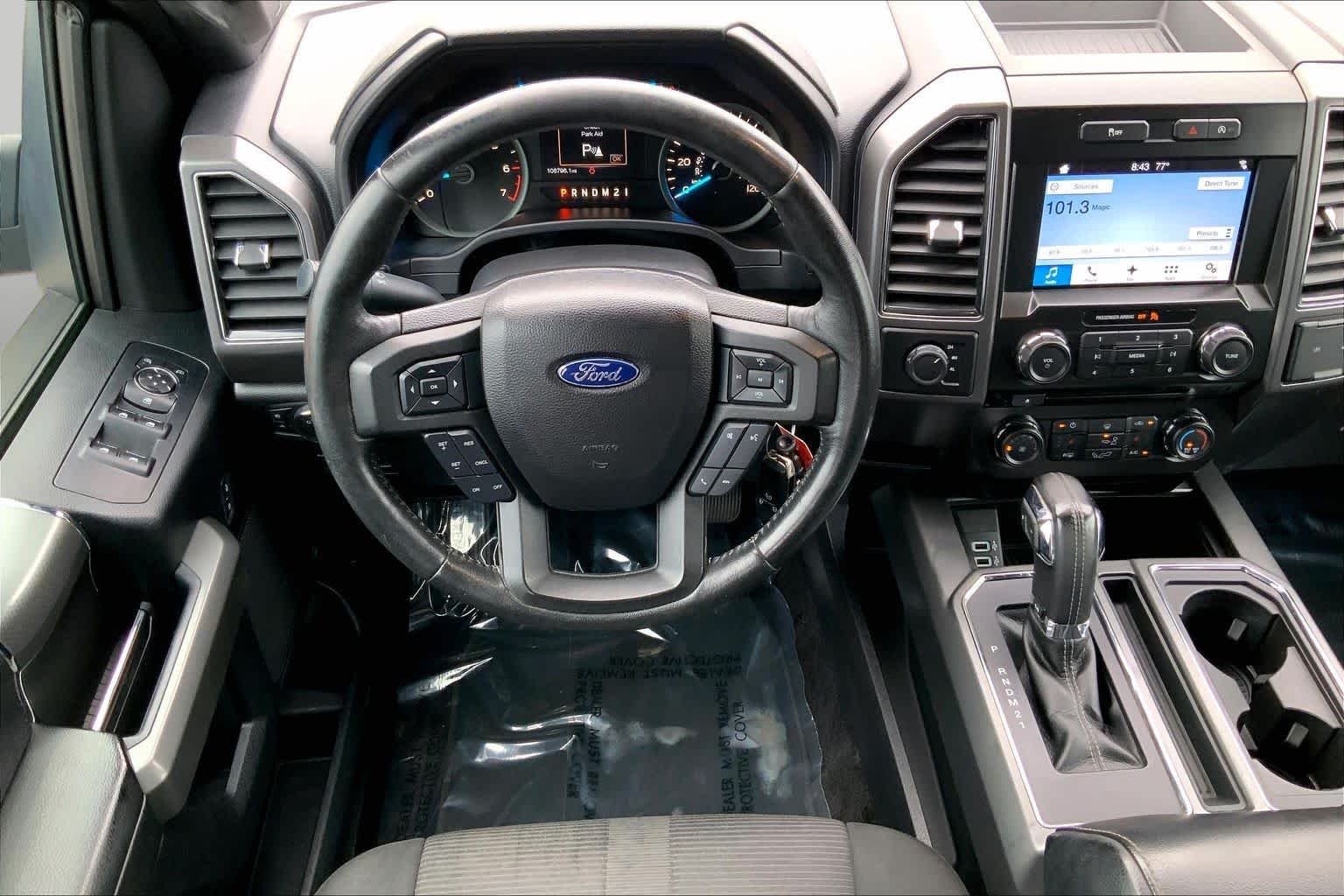 Used 2017 Shadow Black Ford XLT image 6