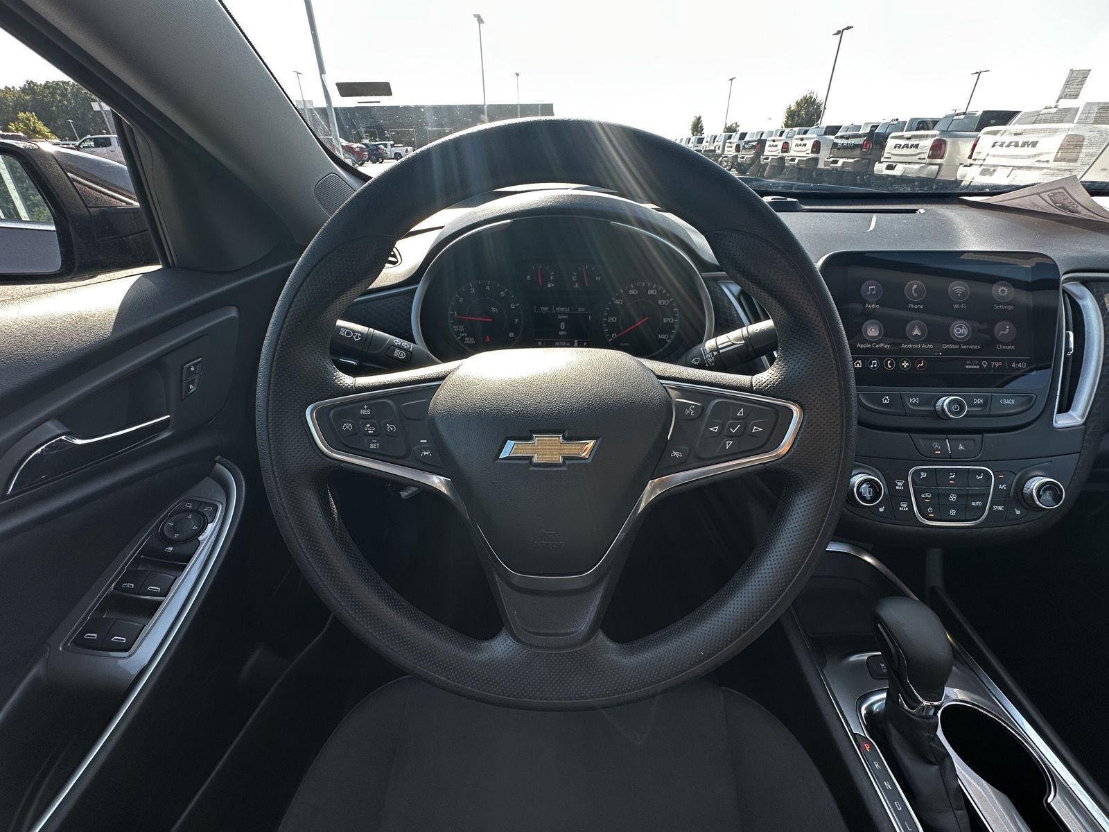 Used 2025 Night Shade Metallic Chevrolet LT image 7