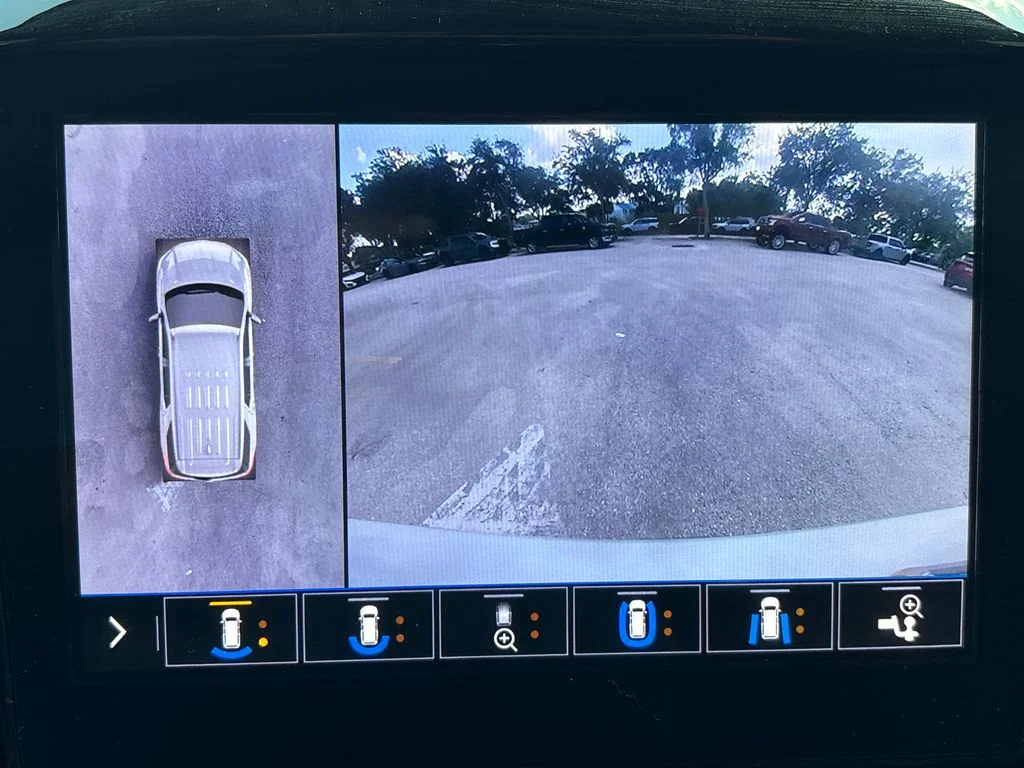Certified Used 2020 White Chevrolet High Country image 23