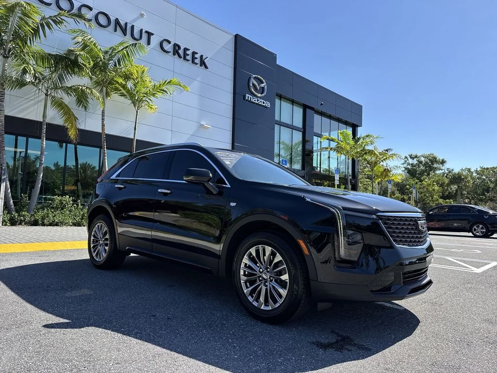 Used 2024 Stellar Black Metallic Cadillac Premium Luxury image 22