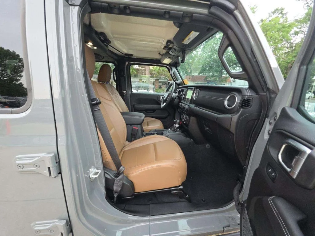 Used 2023 Gray Jeep Sahara 4xe image 5