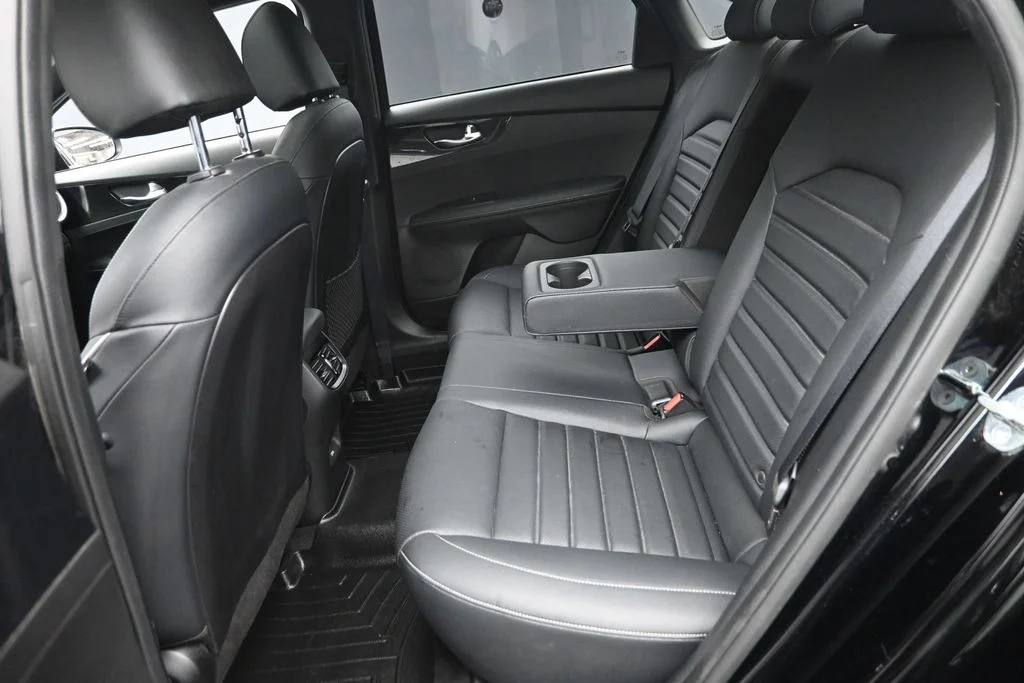 Used 2023 Black Kia GT-Line image 11
