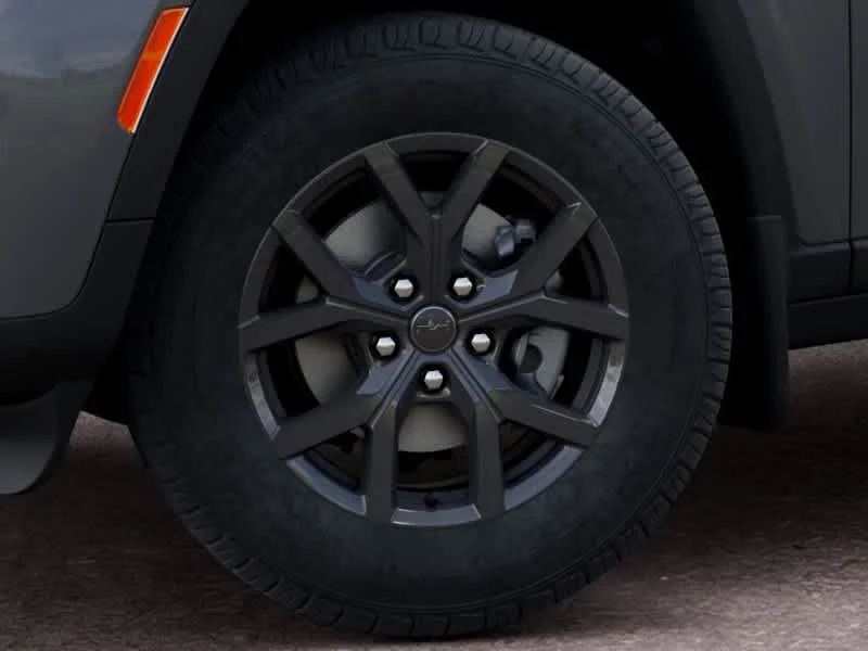 New 2027 Sting-Gray Clearcoat Jeep Laredo Altitude image 8