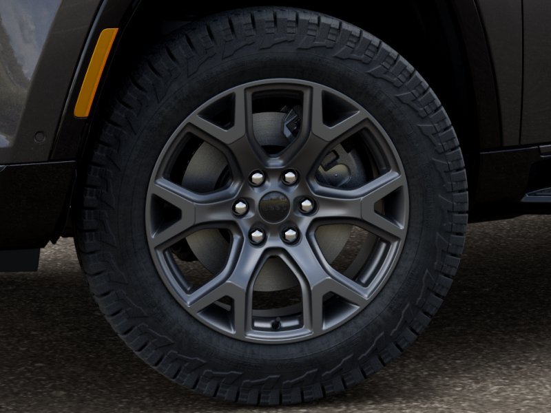 New 2026 Baltic-Gray Metallic Clear-Coat Exterior Paint Jeep  image 4