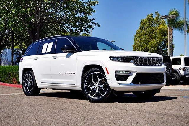 2024 Jeep Grand Cherokee Summit
