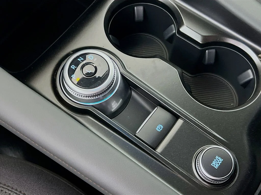 New 2026 Vapor Blue Metallic Ford Active image 10