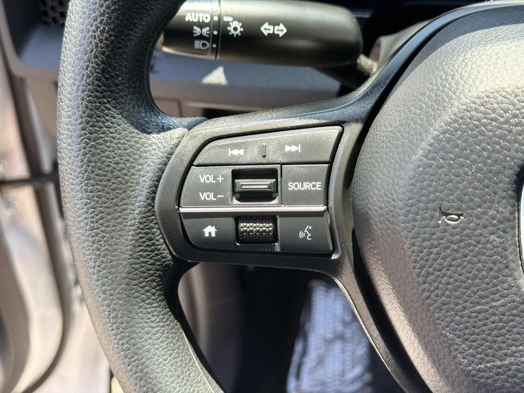 Used 2024  Honda EX image 29
