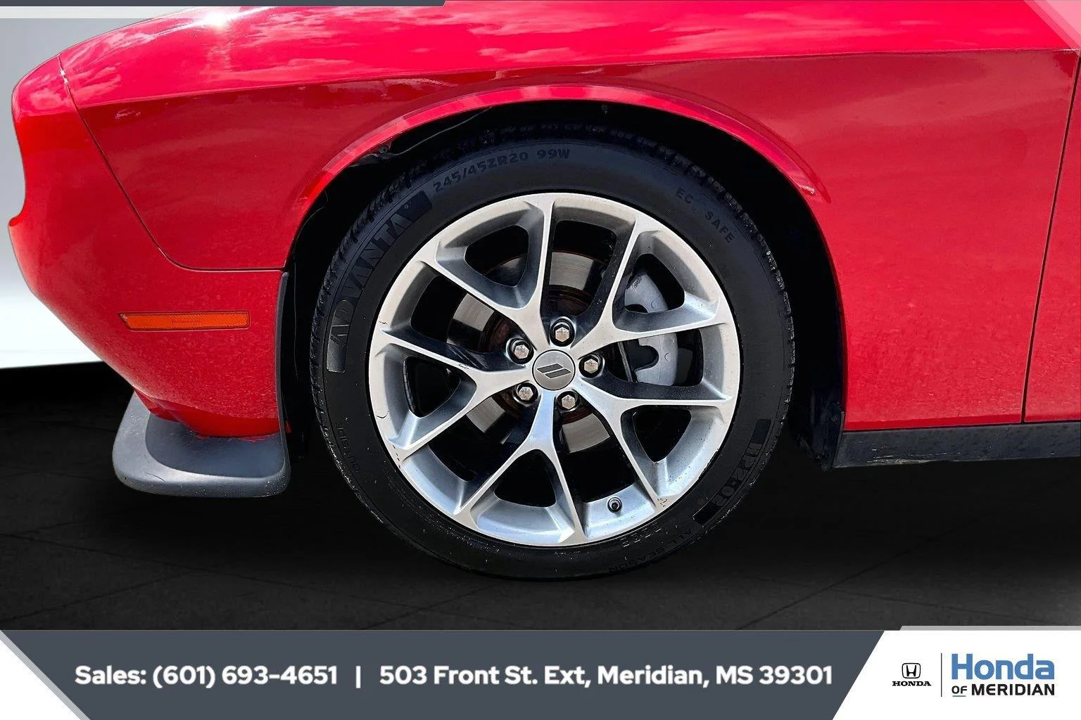 Used 2022 Torred Clearcoat Dodge GT image 7