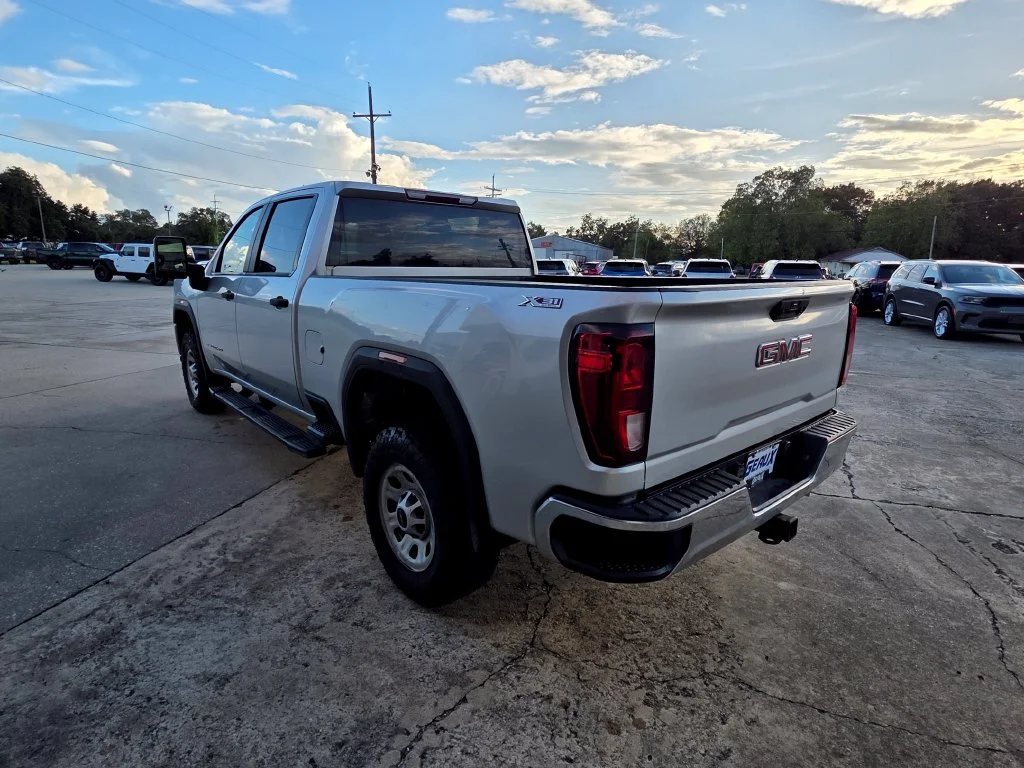 Used 2023 Silver GMC Pro image 7
