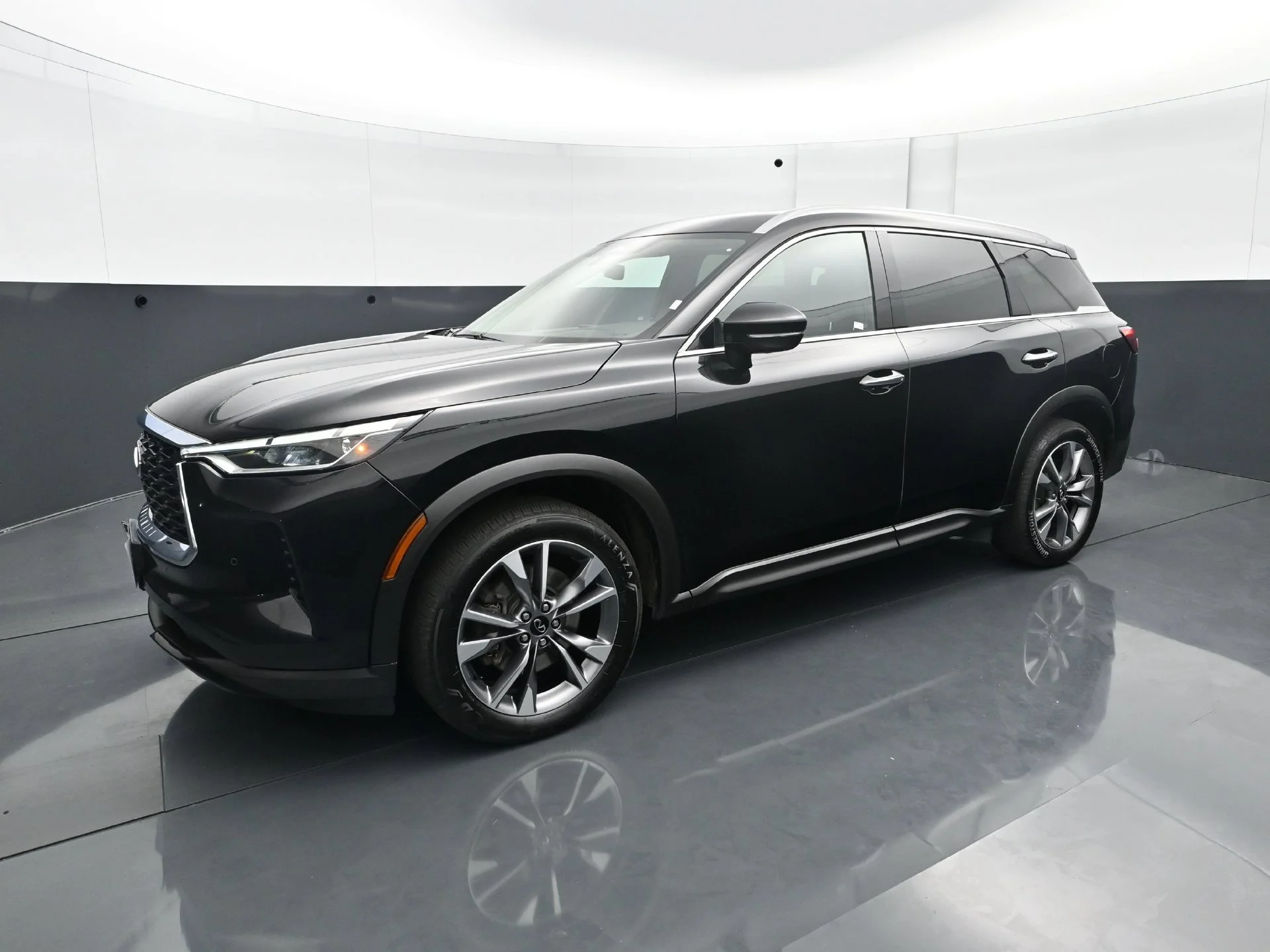 Used 2024 INFINITI QX60 LUXE with VIN 5N1DL1FS5RC354630 for sale in Roseville, Minnesota