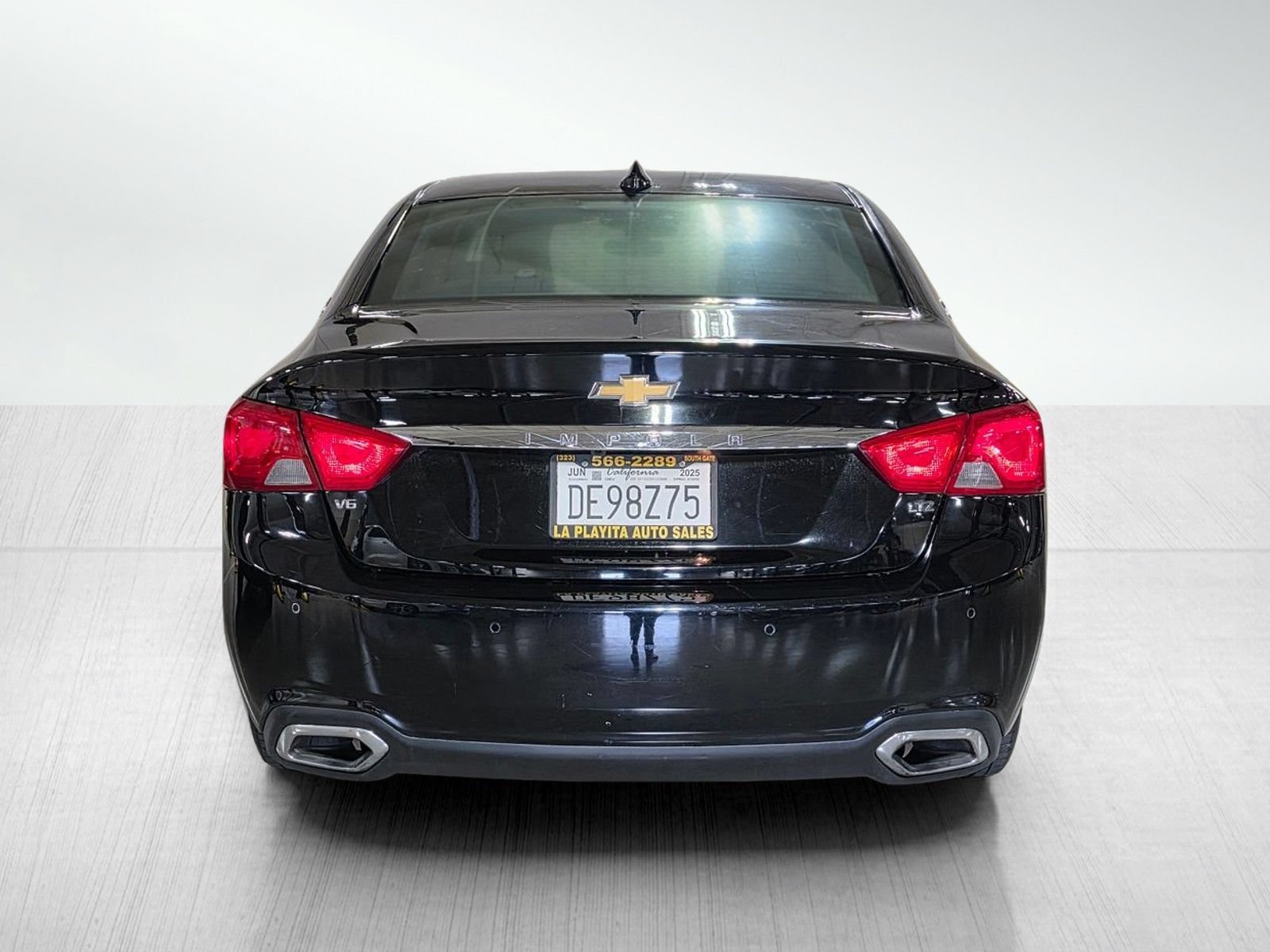 Used 2015 BLACK Chevrolet LTZ image 6