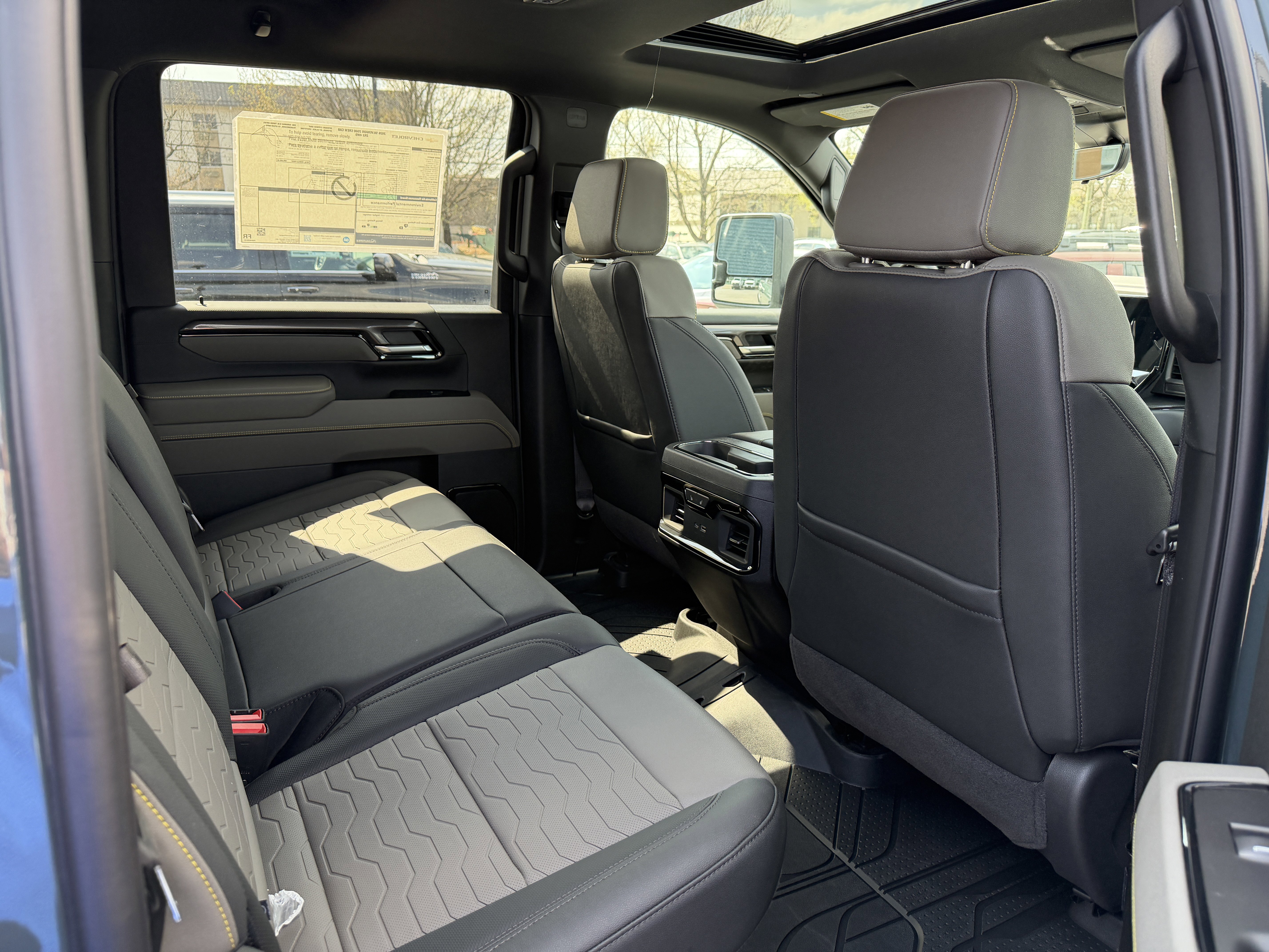 2026 Chevrolet Silverado 2500 HD ZR2 - Photo 32
