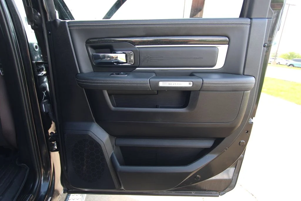 Used 2016 Black Ram Laramie Longhorn image 43