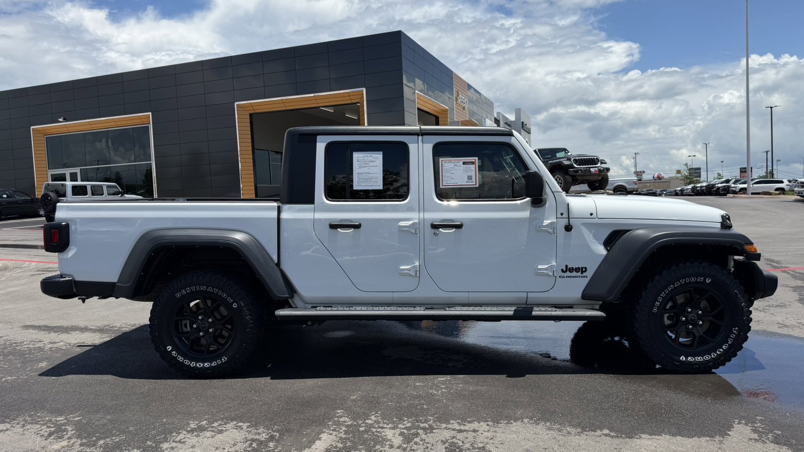 Used 2022 Bright White Clearcoat Jeep Sport image 4