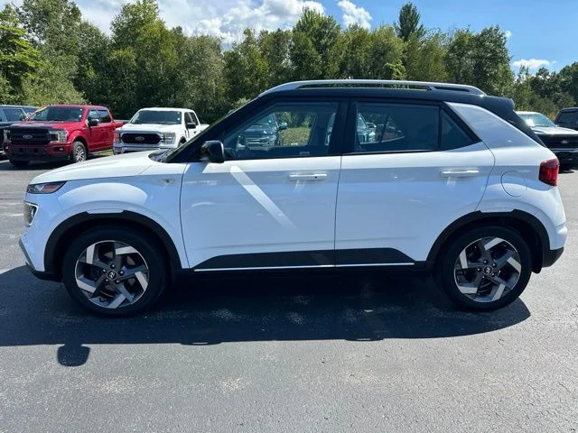Used 2024 Lunar White Hyundai Limited image 4