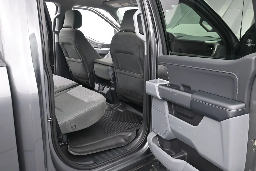 Used 2023 Gray Ford XLT image 11