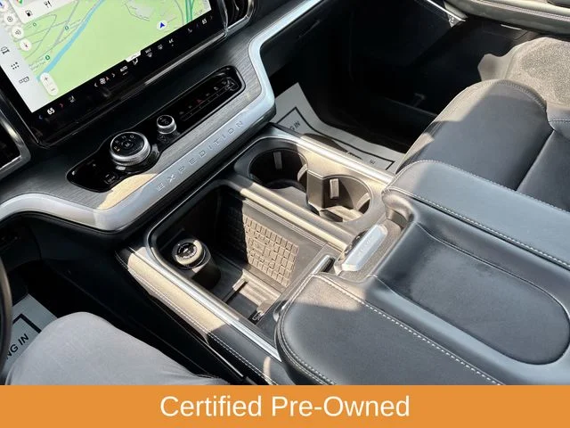 Used 2025 White Ford Platinum image 29