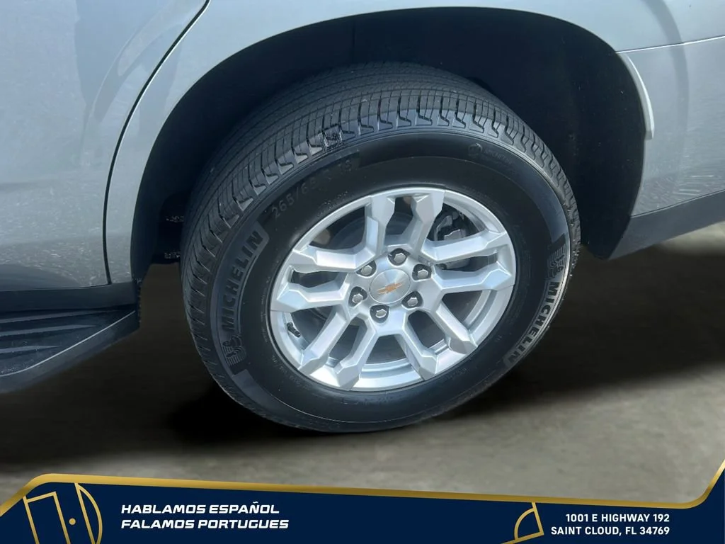 Used 2025 Sterling Gray Metallic Chevrolet LT image 36