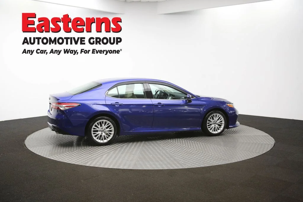 Used 2018 Blue Toyota XLE image 40